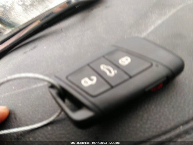 3VWC57BUXKM044947 Volkswagen Jetta S/se/r-line