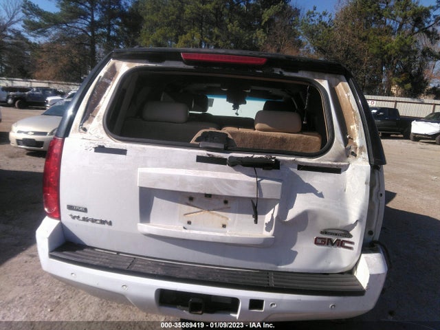 2007 GMC YUKON SLT VIN: 1GKFC13057J403449