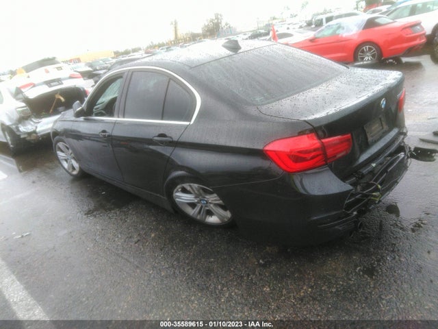 BMW 3 Series 330i 2018 WBA8B9G50JNU98415 Image 4