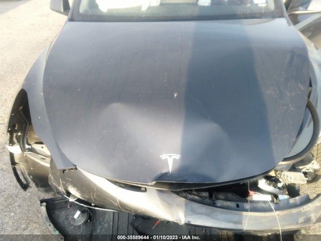 Tesla Model Y Long Range 2022 7SAYGDEE2NA001623 Image 10