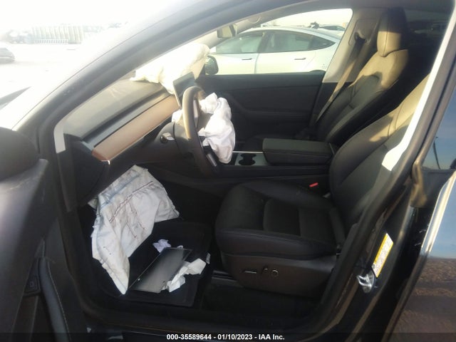 Tesla Model Y Long Range 2022 7SAYGDEE2NA001623 Image 5