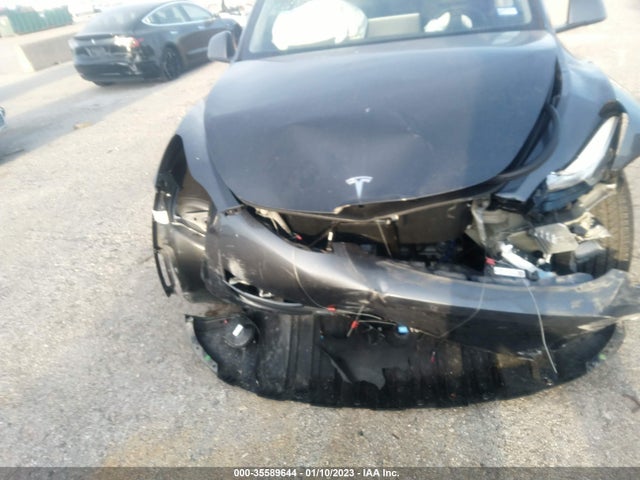 Tesla Model Y Long Range 2022 7SAYGDEE2NA001623 Image 6