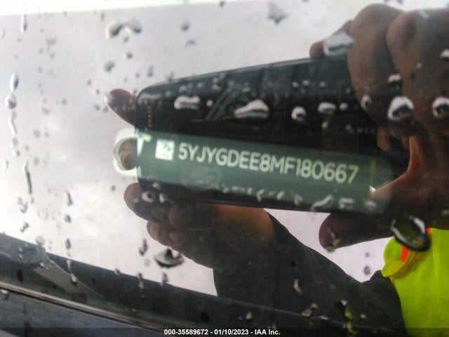 Tesla Model Y Long Range 2021 5YJYGDEE8MF180667 Image 9