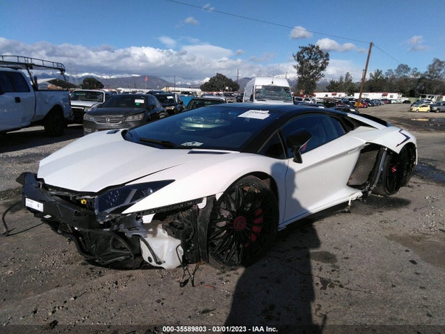 2016 Lamborghini Aventador, VIN: ZHWUF3ZD0GLA04348