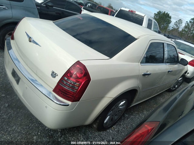 2C3AA63H85H697155 Chrysler 300