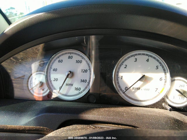 2C3AA63H85H697155 Chrysler 300