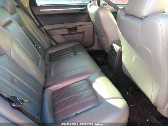 2C3AA63H85H697155 Chrysler 300