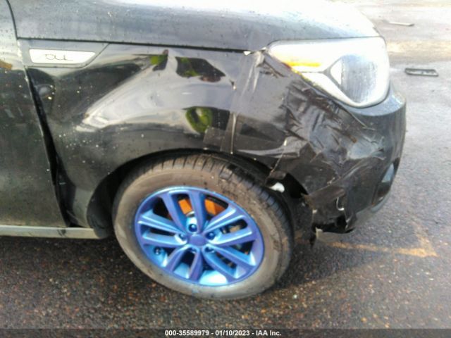 KNDJP3A53J7891227 KIA SOUL +