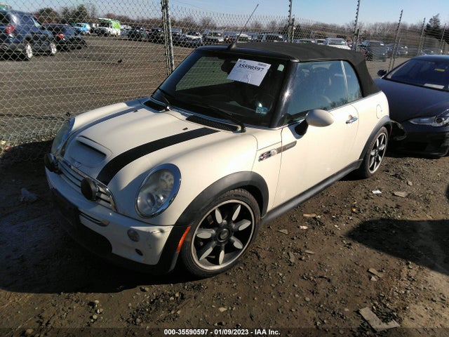 Mini COOPER CONVERTIBLE 2008 WMWRH33568TL97567 Image 2