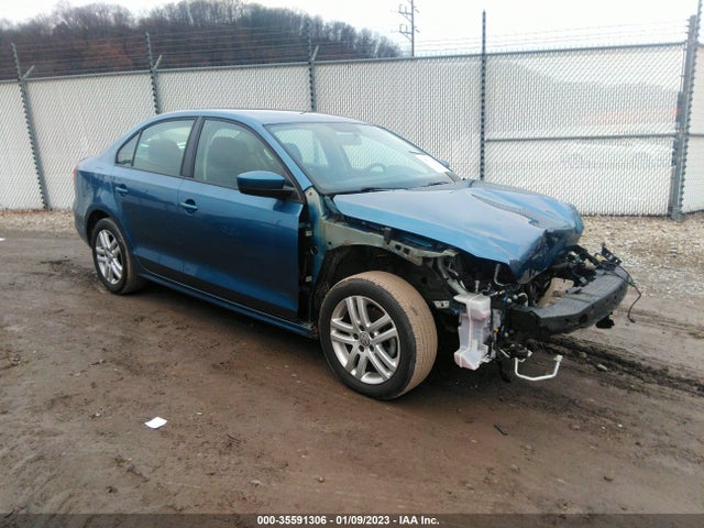 2018 Volkswagen Jetta, VIN: 3VW2B7AJ7JM259485