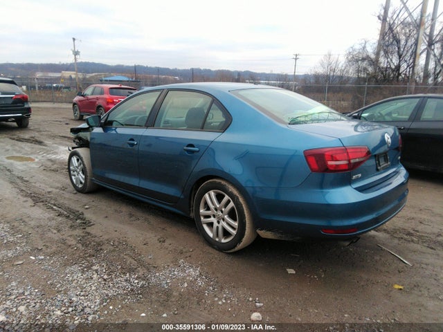 2018 Volkswagen Jetta, VIN: 3VW2B7AJ7JM259485
