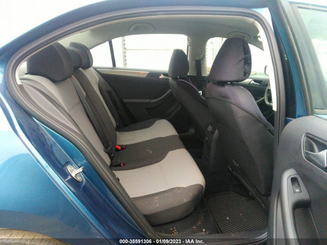 2018 Volkswagen Jetta, VIN: 3VW2B7AJ7JM259485