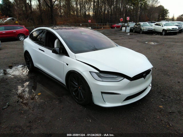 2022 Tesla Model X, VIN: 7SAXCBE61NF331390