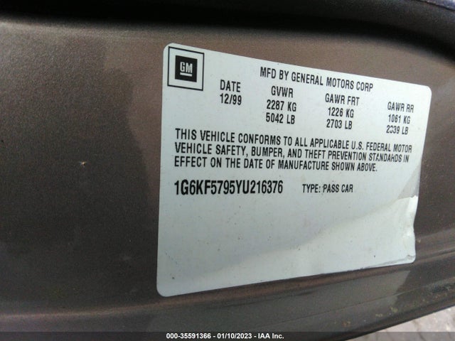 1G6KF5795YU216376 Cadillac DEVILLE DTS