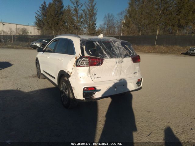 KNDCE3LG1N5123129 KIA Niro Ev Ex Premium