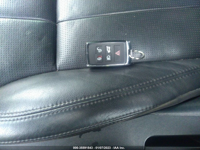 Land Rover Discovery 2019 SALRG2RVXKA094410 Image 3