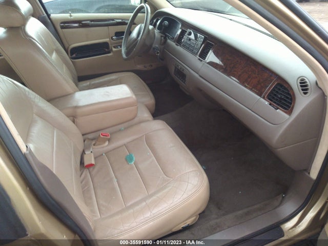 Lincoln Town Car 1998 1LNFM82W0WY726896 Image 6