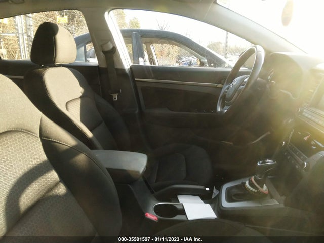 2018 HYUNDAI ELANTRA VALUE EDITION VIN: 5NPD84LF8JH336369