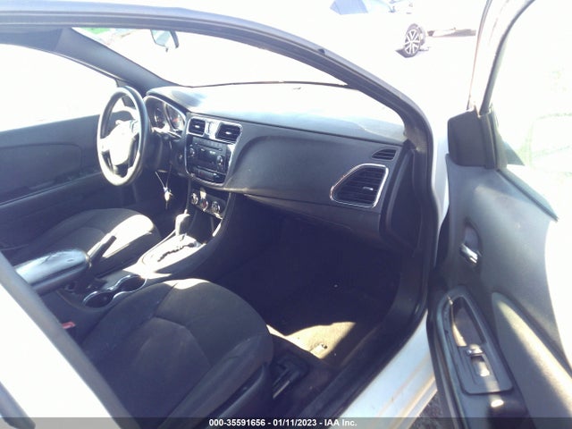 1C3CCBAB6CN210016 Chrysler 200 LX