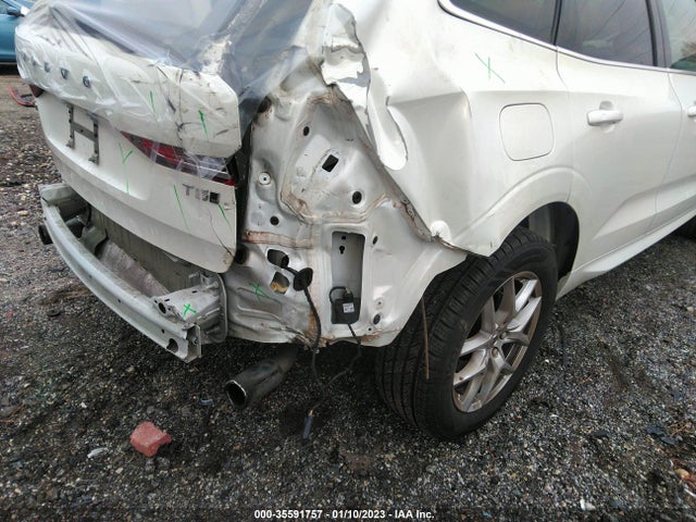 YV4102RKXJ1018762 Volvo XC60