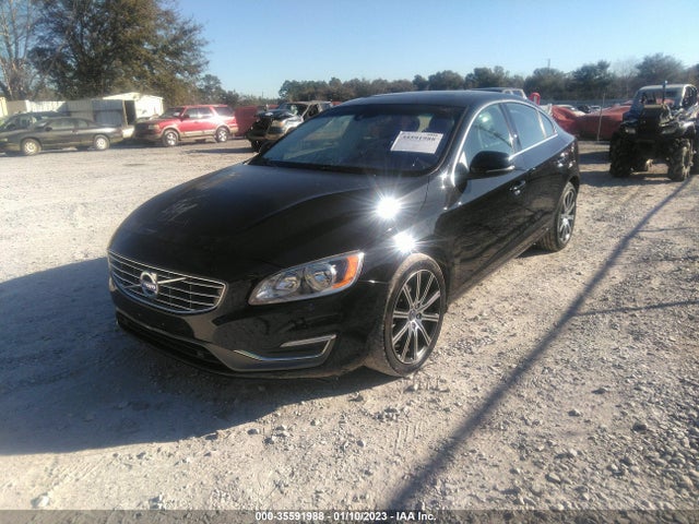2018 Volvo S60, VIN: LYV402HK4JB165055