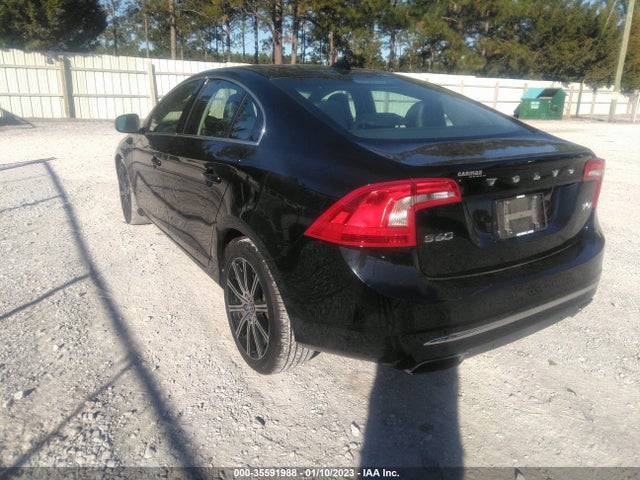 2018 Volvo S60, VIN: LYV402HK4JB165055