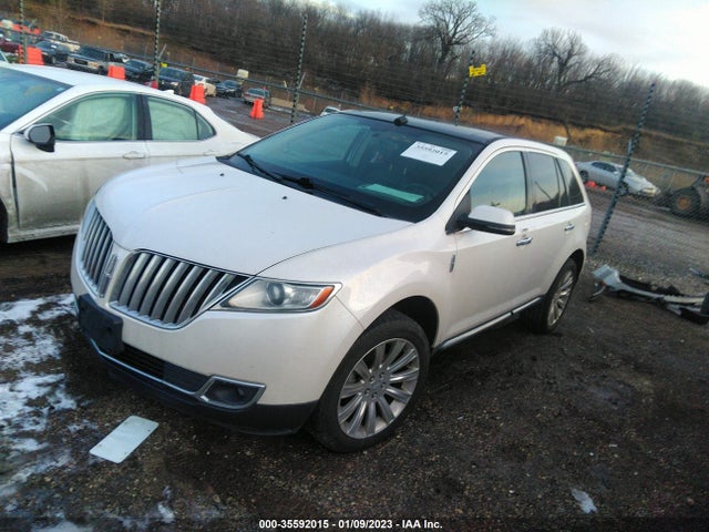 Lincoln MKX 2014 2LMDJ8JKXEBL08618 Image 2