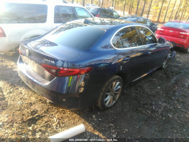 2017 Alfa Romeo Giulia, VIN: ZARFAEDN2H7539349