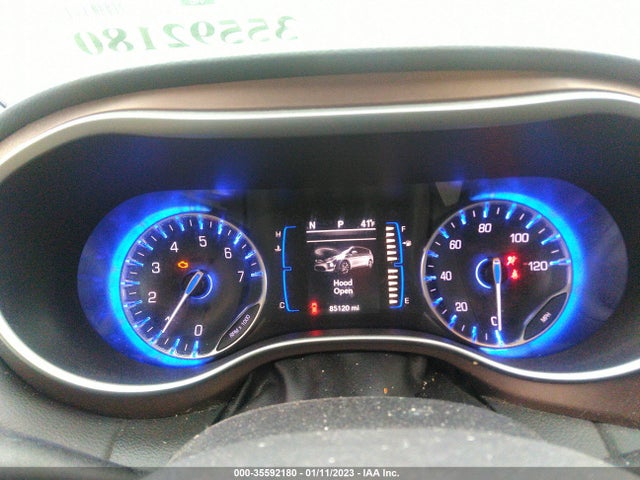 2C4RC1BG4JR185854 Chrysler Pacifica Touring L