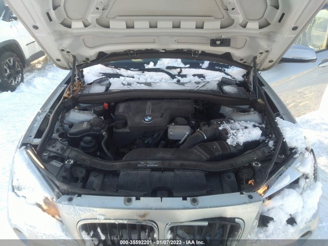 2014 BMW X1 XDRIVE28I VIN: WBAVL1C52EVY17911