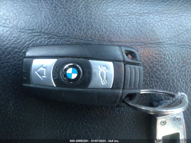 2014 BMW X1 XDRIVE28I VIN: WBAVL1C52EVY17911