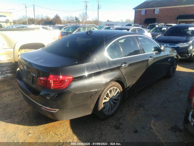 WBA5A5C55FD524671 BMW 5 Series 528i