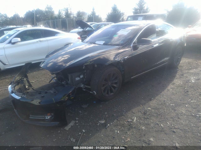 Tesla Model S 75d/100d/p100d 2018 5YJSA1E20JF284884 Image 2
