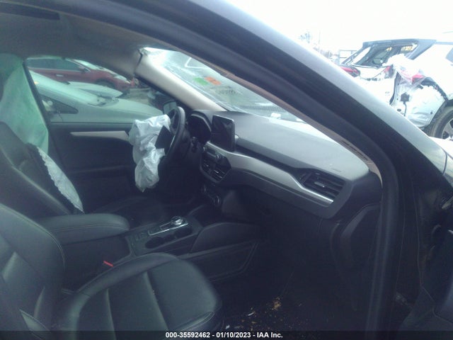 2020 Ford Escape, VIN: 1FMCU0BZ5LUA83866