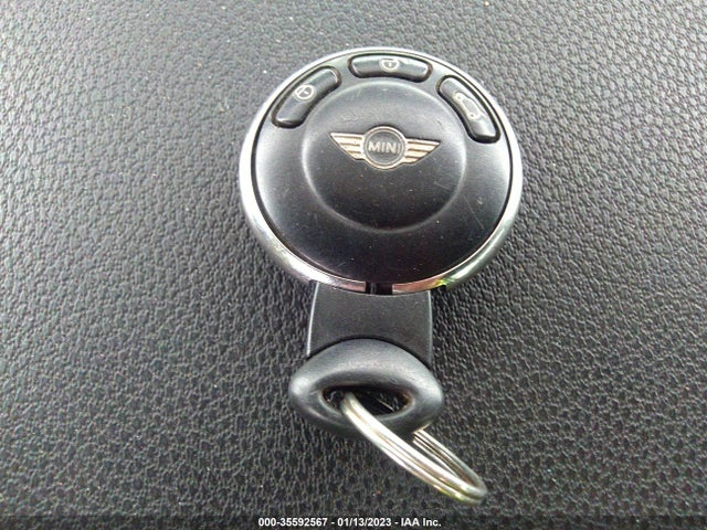 Mini COOPER CONVERTIBLE 2013 WMWZP3C52DT551169 Image 3
