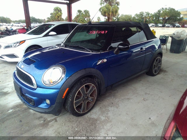 Mini COOPER CONVERTIBLE 2013 WMWZP3C52DT551169 Image 2
