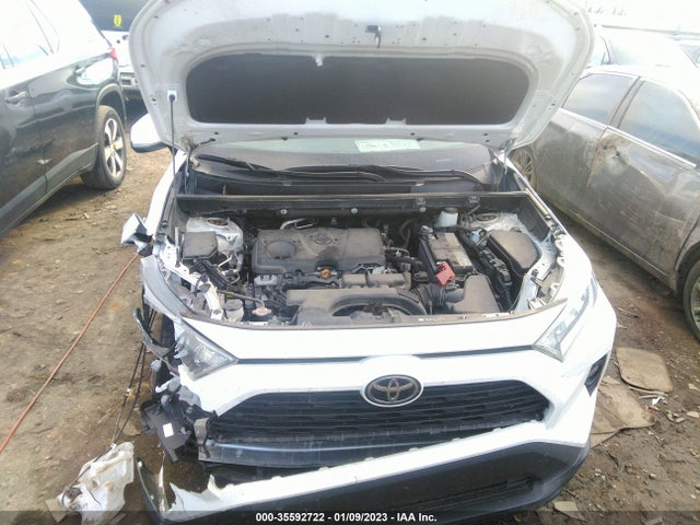 2021 TOYOTA RAV4 XLE VIN: 2T3W1RFV2MW119099