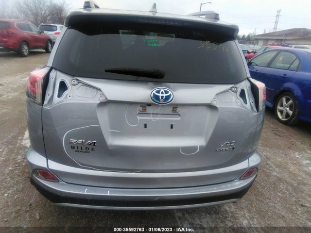 2018 Toyota RAV4, VIN: JTMRJREV6JD181032