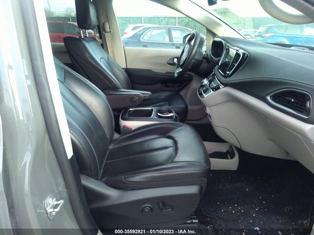 2022 Chrysler Pacifica Hybrid, VIN: 2C4RC1L7XNR121550
