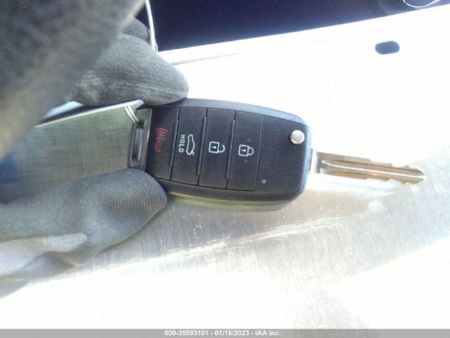 3KPFK4A76HE047835 KIA FORTE LX