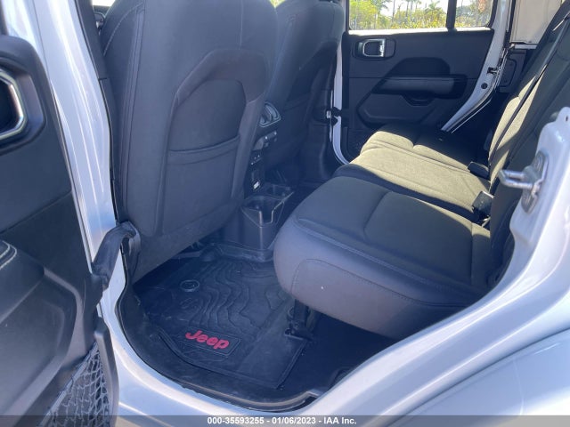 Jeep Wrangler Unlimited Sahara 2018 1C4HJXEG6JW180131 Image 9