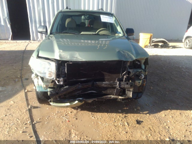 2008 FORD ESCAPE XLT VIN: 1FMCU03198KA85907