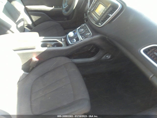 Chrysler 200 Limited 2015 1C3CCCAB9FN735713 Image 6