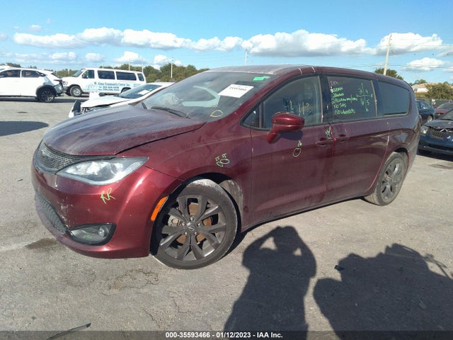 Chrysler Pacifica Touring Plus 2019 2C4RC1FG6KR732845 Image 2