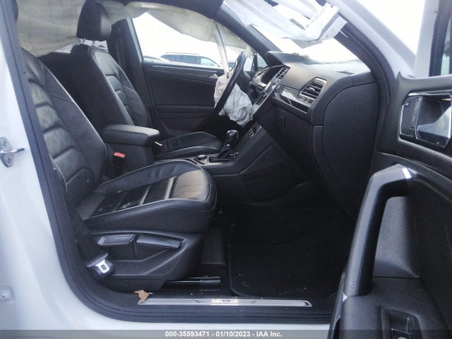 3VV4B7AX6JM201577 Volkswagen Tiguan Sel Premium