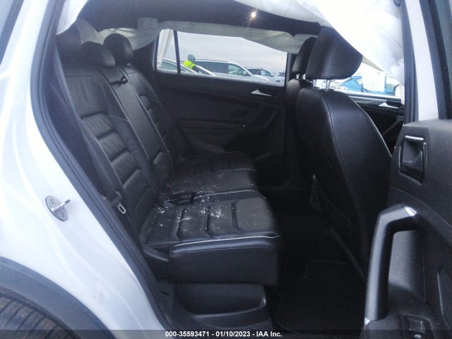 3VV4B7AX6JM201577 Volkswagen Tiguan Sel Premium