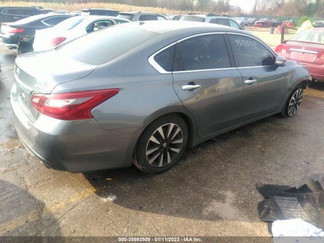 2018 Nissan Altima, VIN: 1N4AL3APXJC246200