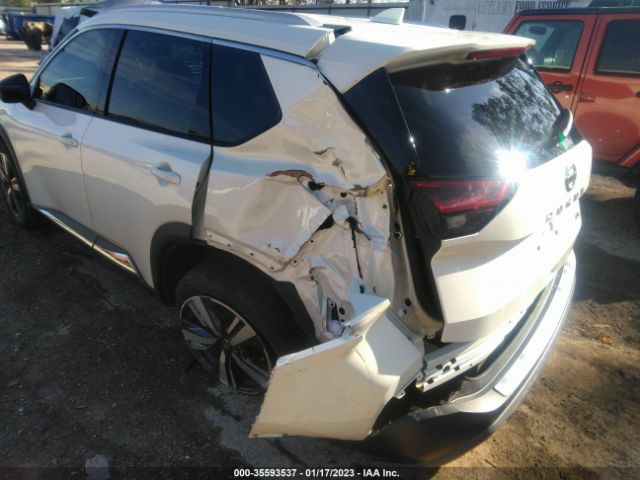5N1AT3CA5MC716877 Nissan Rogue Sl