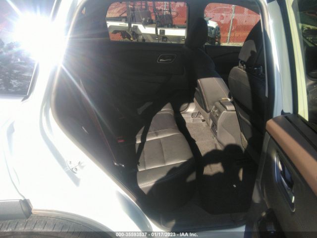5N1AT3CA5MC716877 Nissan Rogue Sl