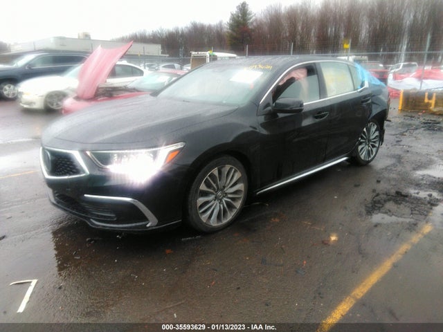 2018 Acura RLX, VIN: JH4KC1F59JC000828